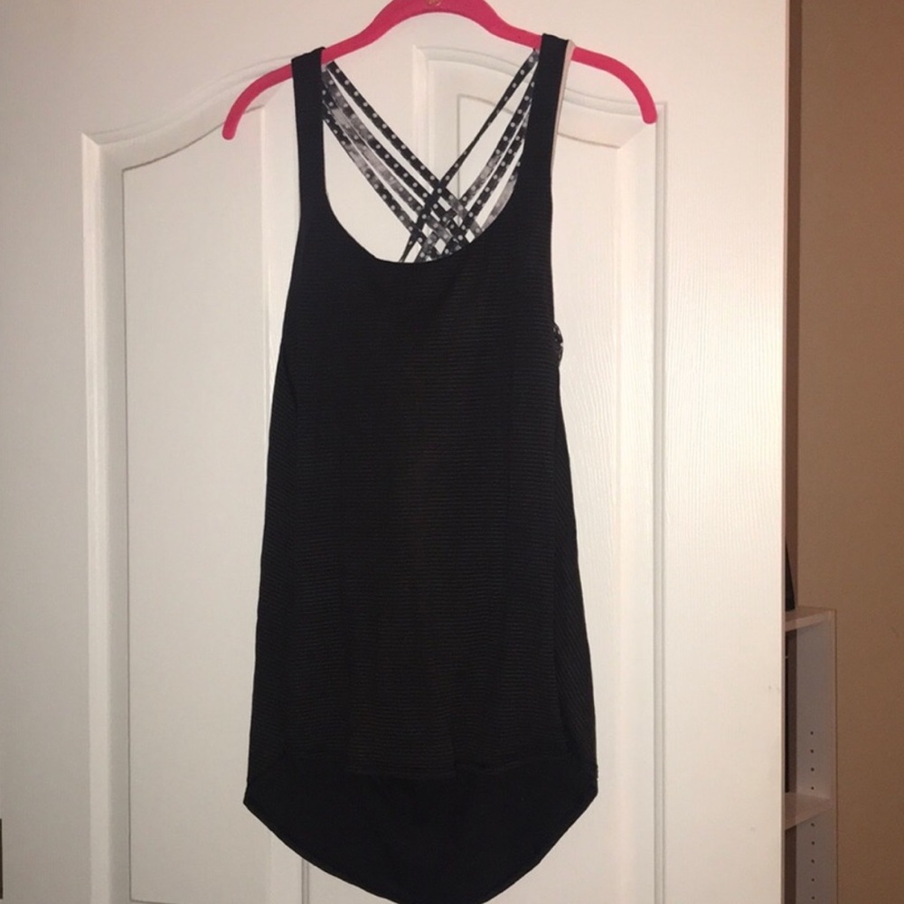 Lululemon top